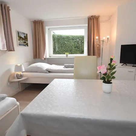 Fewo1846 - Fuchsbau - Souterrain-wohnung Mit 3 Schlafzimmern Und 2 Baedern Apartament Flensburg